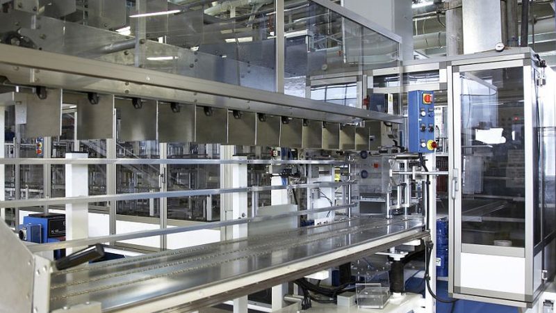 直角坐标机器人：自动化上下料的关键角色