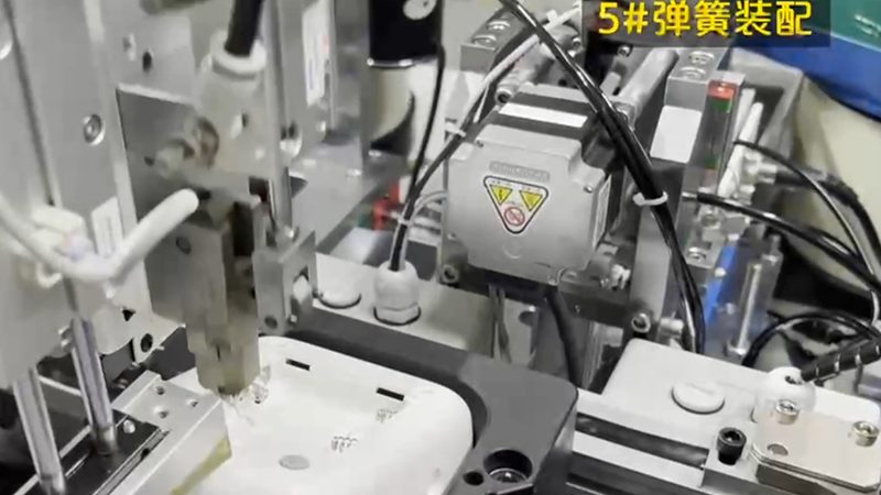机器人装上就能用，即插即用到底怎么实现
